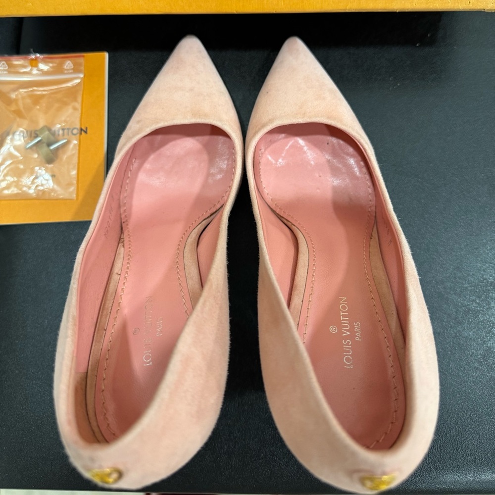 Louis Vuitton Pink Suede Pointed Toe Pumps Size 36 - Picture 10 of 13